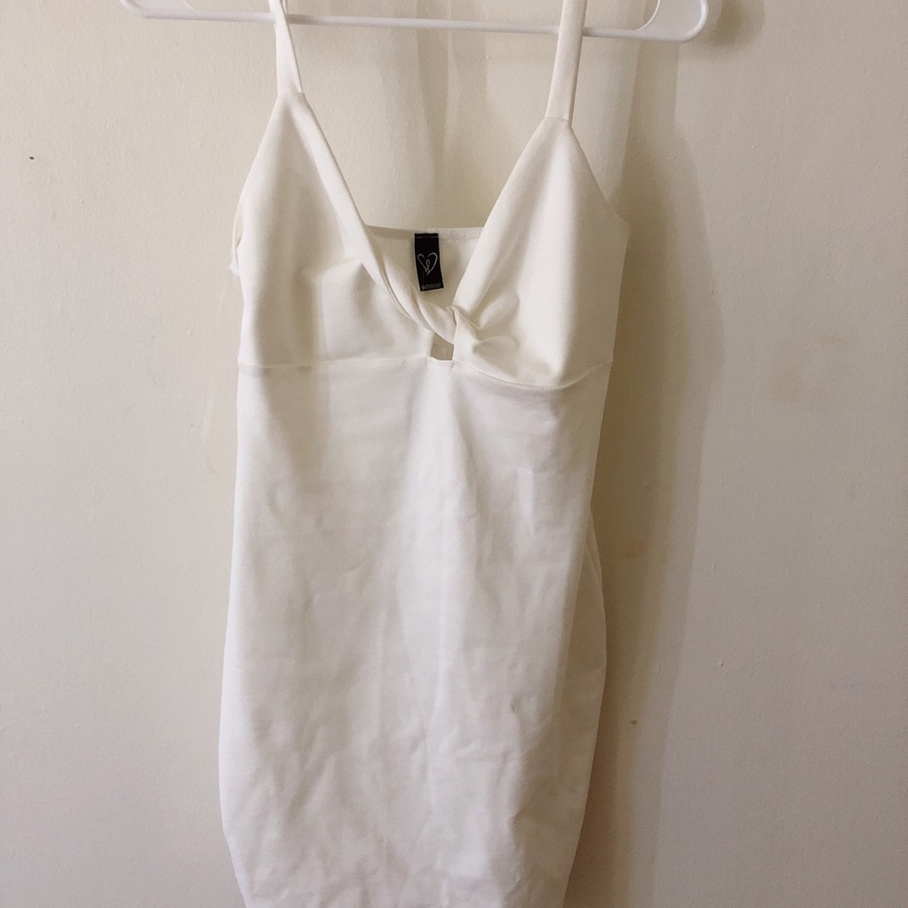 Windsor white dress new with tag